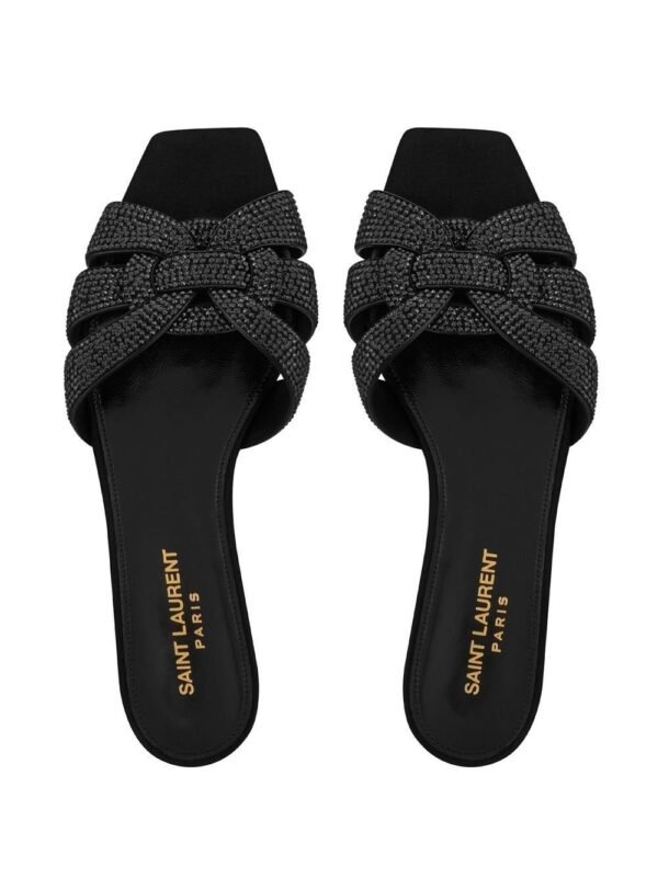 17609740_40628146_1000.jpg S – Flat tribute sandals