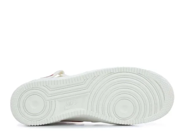 air-force-1-high-sail-3.webp AIR FORCE 1 HIGH ‘SAIL’