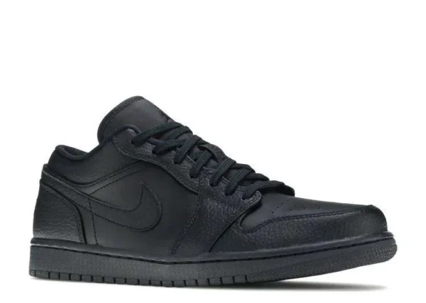 AIR JORDAN 1 LOW ‘TRIPLE BLACK’