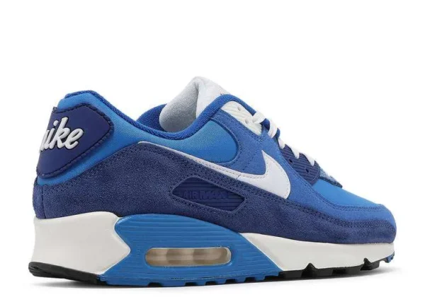 AIR MAX 90 ‘FIRST USE PACK SIGNAL BLUE’