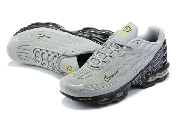 AIR MAX PLUS TN 3 ‘COOL GREY’