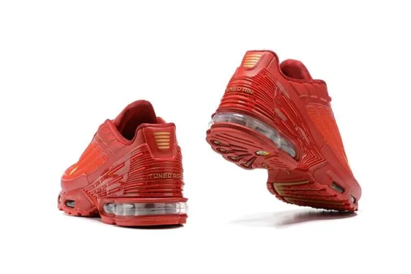 AIR MAX PLUS TN 3 ‘GYM RED’