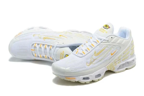 AIR MAX PLUS TN 3 ‘QUADRUPLE SWOOSH YELLOW’