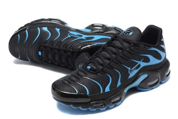 air-max-plus-tn-black-university-blue-2.webp AIR MAX PLUS TN ‘BLACK UNIVERSITY BLUE’