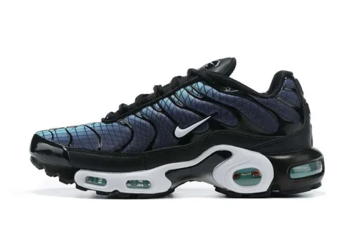 air-max-plus-tn-half-blue-black.webp AIR MAX PLUS TN ‘HALF BLUE BLACK’