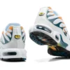AIR MAX PLUS TN ‘HIKING CARABINE WHITE KUMQUAT MARINA’