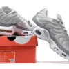 air-max-plus-tn-metallic-silver-white-3.webp AIR MAX PLUS TN ‘METALLIC SILVER WHITE’