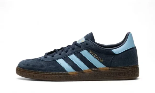 handball-spezial-navy-gum-1.webp Handball Spezial ‘Navy Gum’