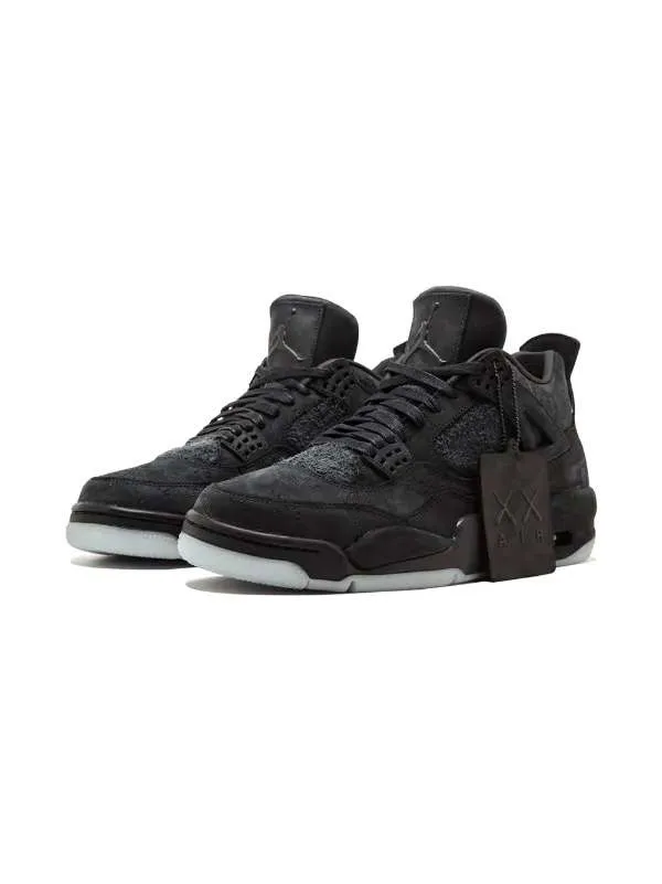 Jordan retro 4 x Kaws negras
