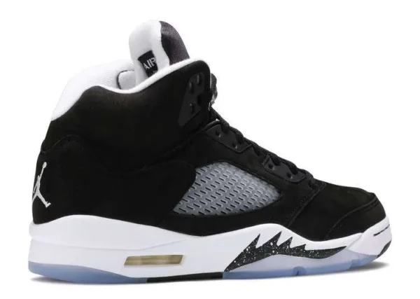 JORDAN RETRO 5 ‘MOONLIGHT’
