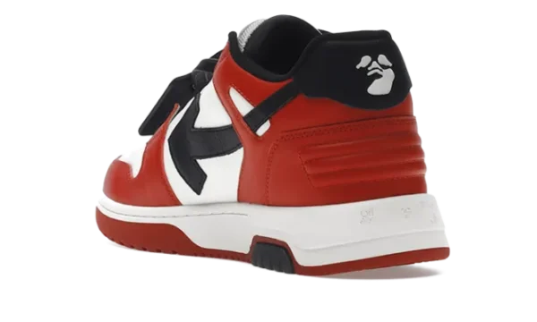 Out Of Office (Nere e Rosse)