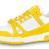 Trainer Yellow