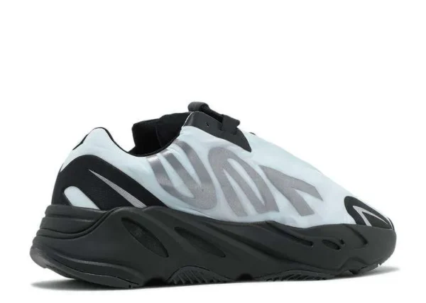 YEEZY BOOST 700 MNVN ‘BLUE TINT’